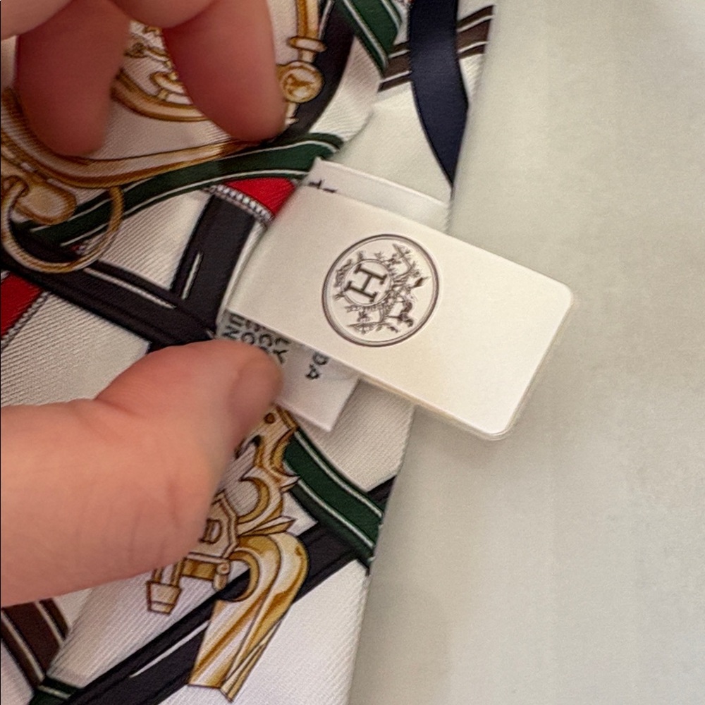 Brand new Hermes harnais legendaire twilly - Picture 6 of 7